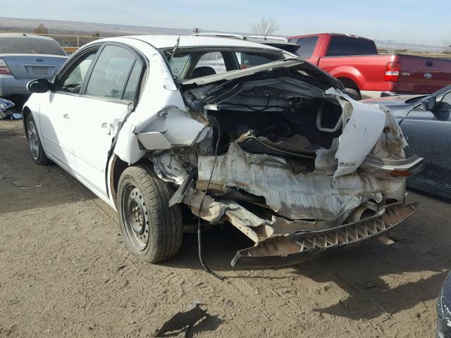 1N4AL11D62C103143 - 2002 NISSAN ALTIMA BAS WHITE photo 3