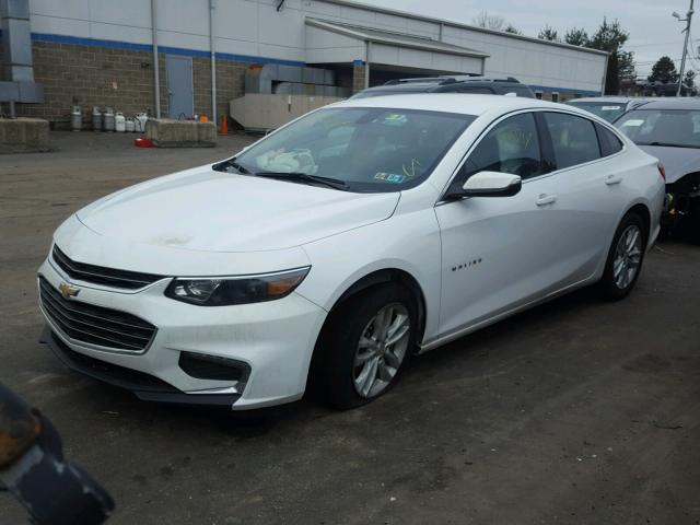 1G1ZE5ST1HF130867 - 2017 CHEVROLET MALIBU LT WHITE photo 2