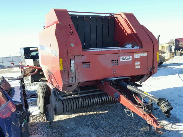 HBJ0007630 - 2004 CASE HAY BALER RED photo 1