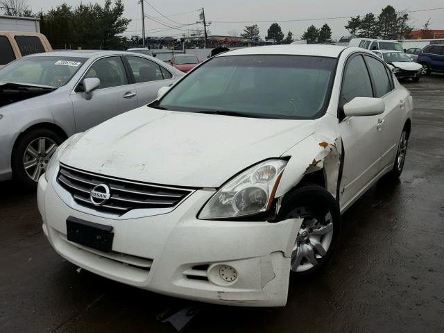 1N4AL2AP0AN541532 - 2010 NISSAN ALTIMA BAS WHITE photo 2