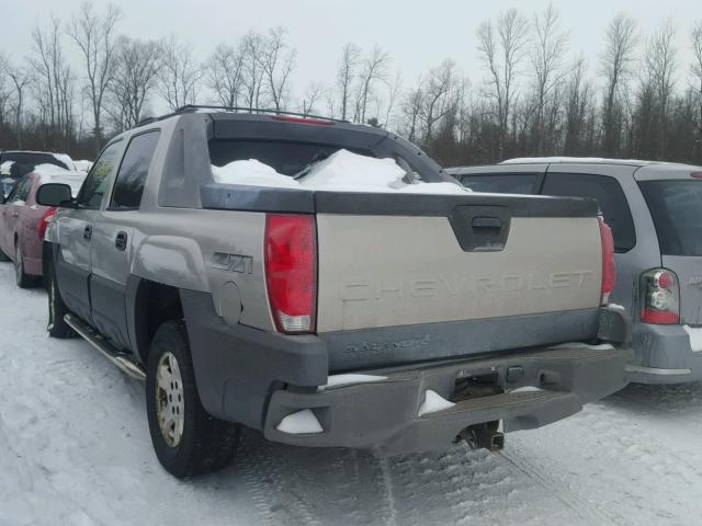 3GNEK12Z36G120520 - 2006 CHEVROLET AVALANCHE SILVER photo 3