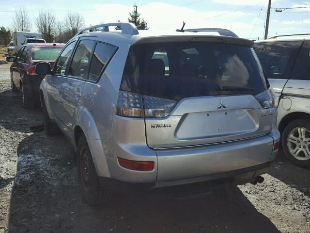 JA4MT41X28Z602556 - 2008 MITSUBISHI OUTLANDER SILVER photo 3