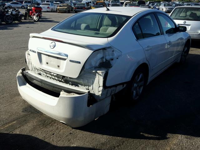 1N4CL21E27C222709 - 2007 NISSAN ALTIMA HYB WHITE photo 4