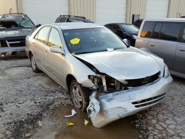4T1BF32K02U026550 - 2002 TOYOTA CAMRY LE SILVER photo 1
