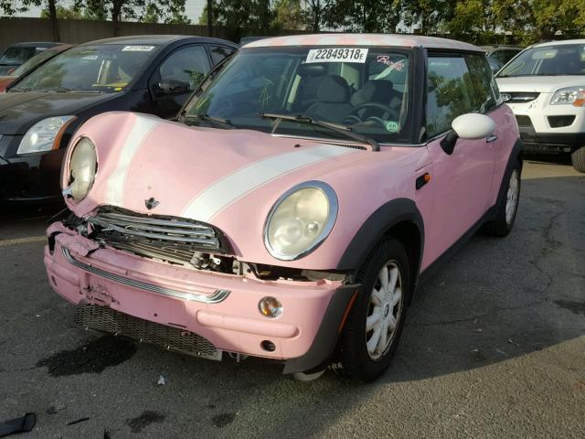 WMWRC33444TJ58812 - 2004 MINI COOPER PINK photo 2