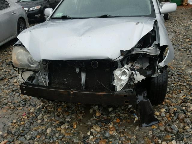 2T1BR30E76C620788 - 2006 TOYOTA COROLLA CE SILVER photo 9