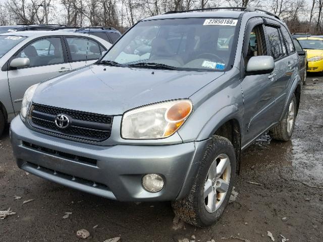 JTEHD20VX50058764 - 2005 TOYOTA RAV4 GREEN photo 2