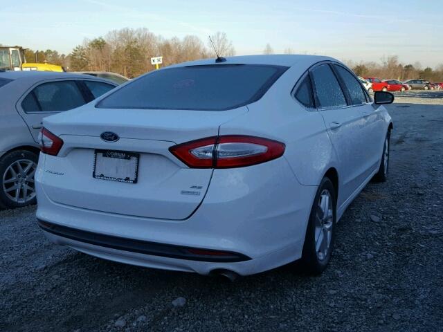 3FA6P0HD3ER204768 - 2014 FORD FUSION SE WHITE photo 4