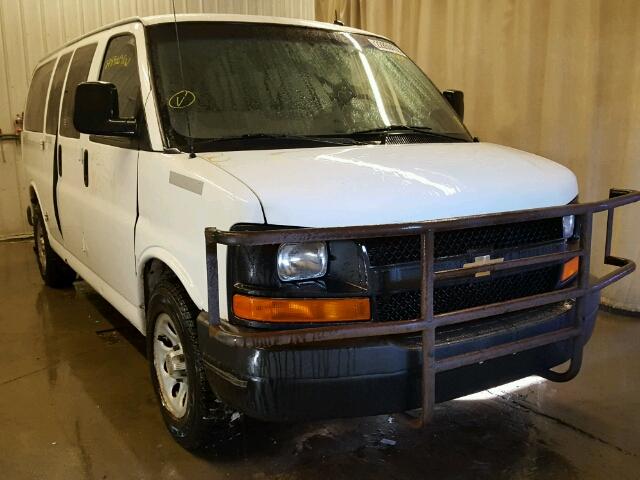 1GNSHBF41B1117081 - 2011 CHEVROLET EXPRESS G1 WHITE photo 1