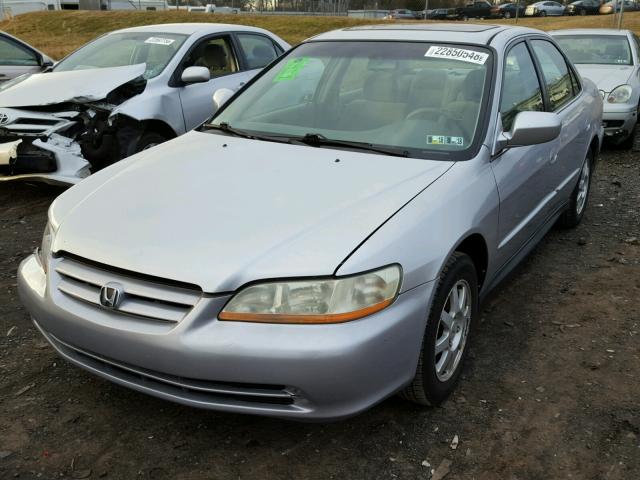 1HGCG66802A016206 - 2002 HONDA ACCORD EX SILVER photo 2