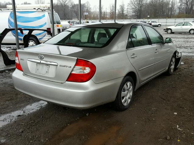 4T1BE32K53U773291 - 2003 TOYOTA CAMRY LE SILVER photo 4