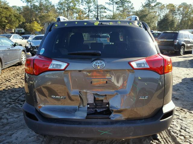 2T3WFREV5DW016231 - 2013 TOYOTA RAV4 XLE BROWN photo 9