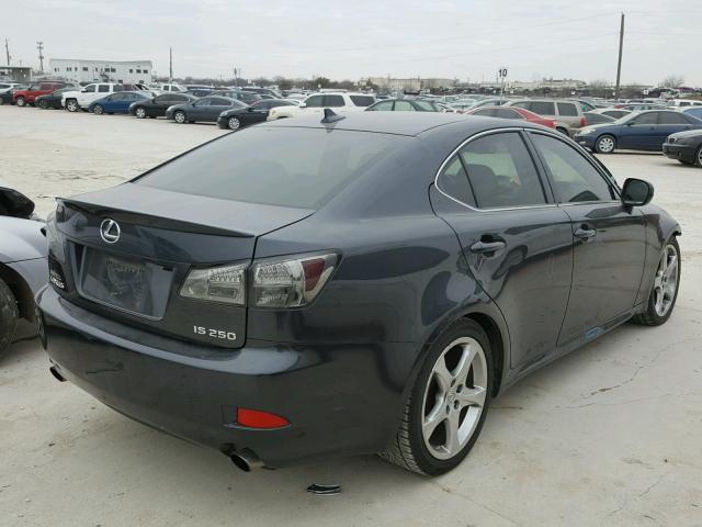 JTHBK262282061226 - 2008 LEXUS IS 250 GRAY photo 4