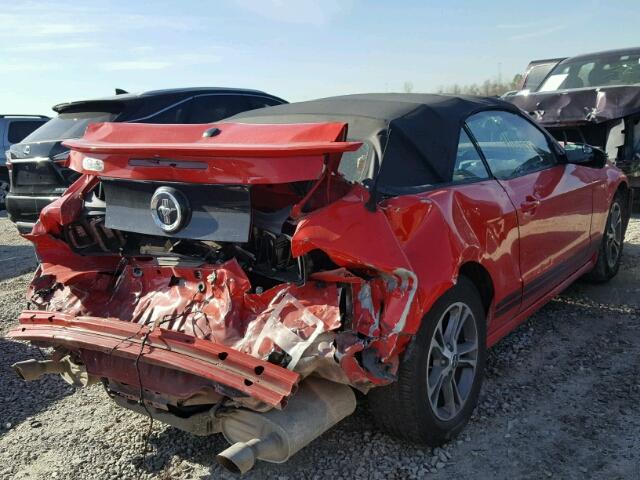 1ZVBP8EM4E5211031 - 2014 FORD MUSTANG RED photo 4