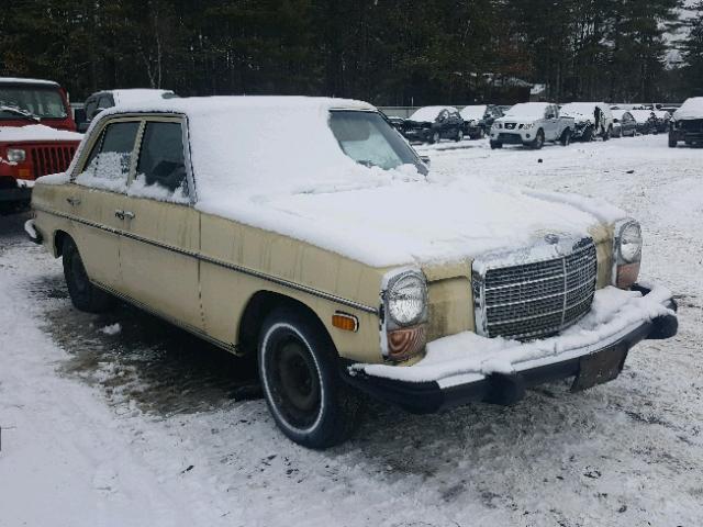 11501712029713 - 1975 MERCEDES-BENZ 230 CREAM photo 1