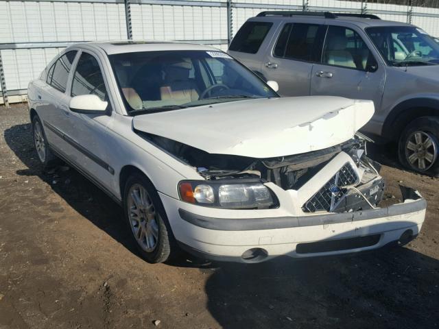 YV1RS53D722124569 - 2002 VOLVO S60 T5 WHITE photo 1