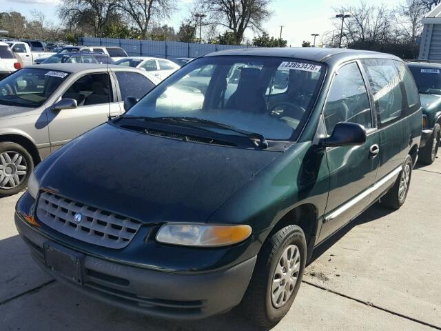 2P4FP25B0XR367052 - 1999 PLYMOUTH VOYAGER GREEN photo 2