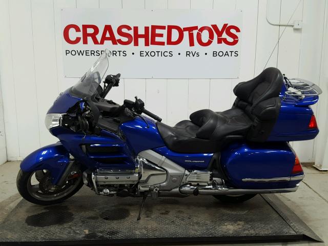 1HFSC47085A412865 - 2005 HONDA GL1800 BLUE photo 3