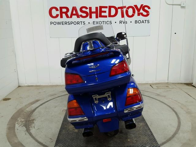 1HFSC47085A412865 - 2005 HONDA GL1800 BLUE photo 4