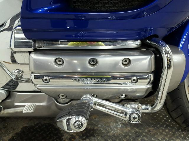 1HFSC47085A412865 - 2005 HONDA GL1800 BLUE photo 5