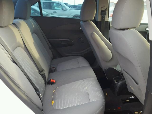 1G1JB5SH1C4165379 - 2012 CHEVROLET SONIC LS 白色 照片 6