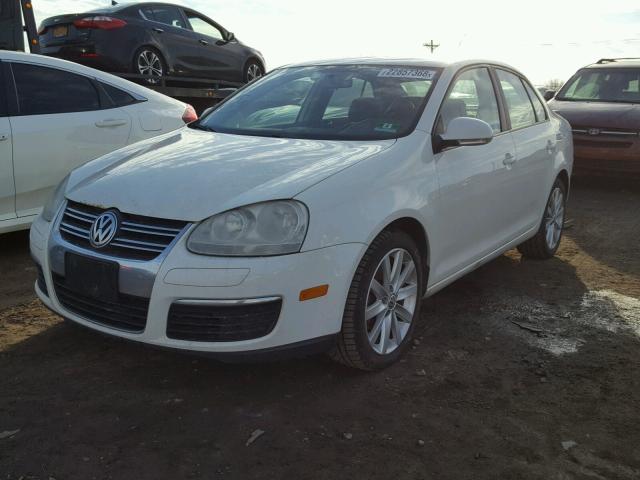 3VWJZ71K88M085730 - 2008 VOLKSWAGEN JETTA S WHITE photo 2