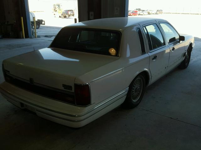 1LNLM82W9RY739699 - 1994 LINCOLN TOWN CAR S WHITE photo 4