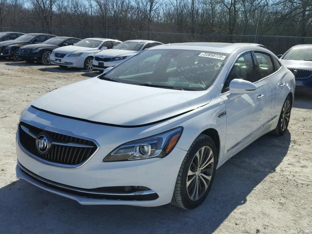 1G4ZR5SS2HU167369 - 2017 BUICK LACROSSE P WHITE photo 2