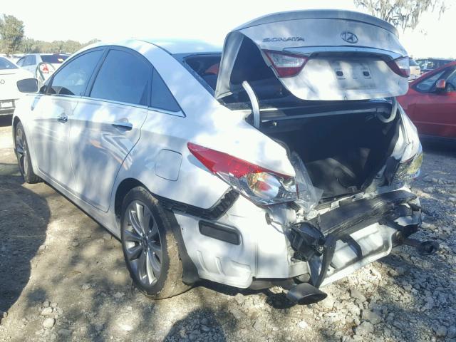 5NPEC4AC5DH778400 - 2013 HYUNDAI SONATA SE WHITE photo 3