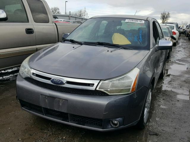 1FAHP3HN1AW207954 - 2010 FORD FOCUS SEL GRAY photo 2