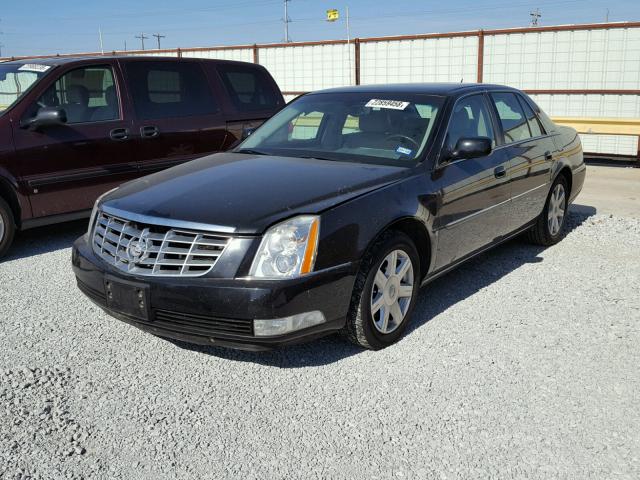 1G6KD57Y17U174185 - 2007 CADILLAC DTS BLACK photo 2