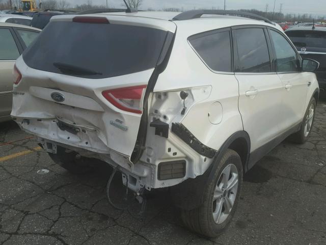 1FMCU0GX5GUC77245 - 2016 FORD ESCAPE SE WHITE photo 4