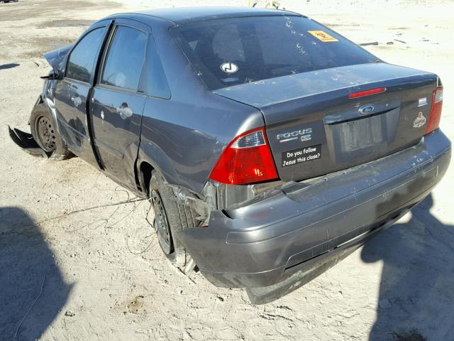 1FAFP34N57W249937 - 2007 FORD FOCUS ZX4 GRAY photo 3