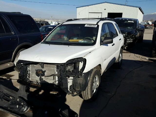 KNDJE723677395888 - 2007 KIA SPORTAGE E WHITE photo 2