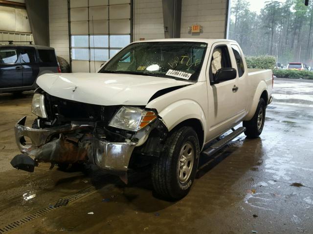 1N6BD0CT4AC401549 - 2010 NISSAN FRONTIER K WHITE photo 2