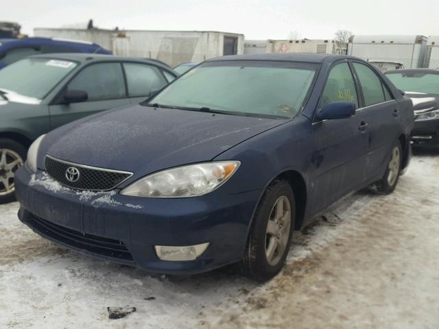 4T1BE32K76U114195 - 2006 TOYOTA CAMRY LE BLUE photo 2