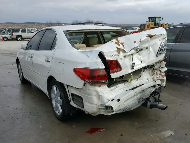 JTHBA30G255066708 - 2005 LEXUS ES 330 WHITE photo 3