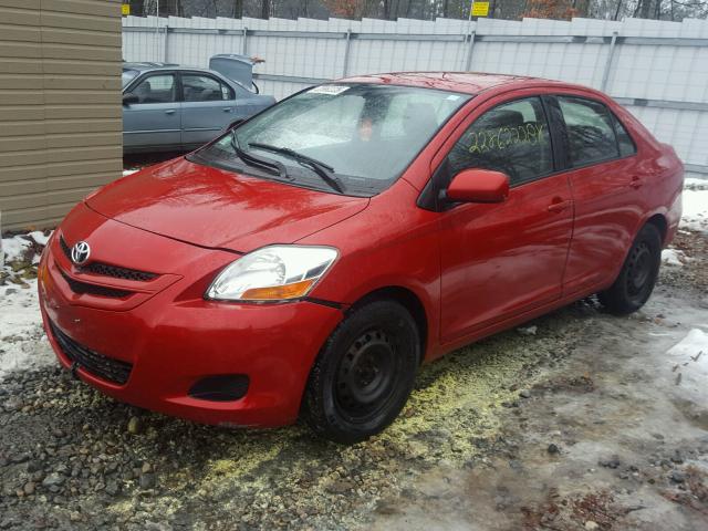 JTDBT923271139644 - 2007 TOYOTA YARIS RED photo 2