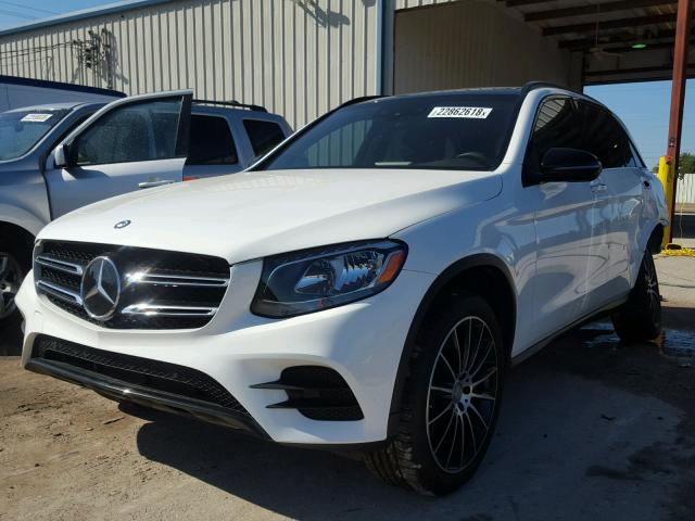 WDC0G4JBXGF069959 - 2016 MERCEDES-BENZ GLC 300 WHITE photo 2