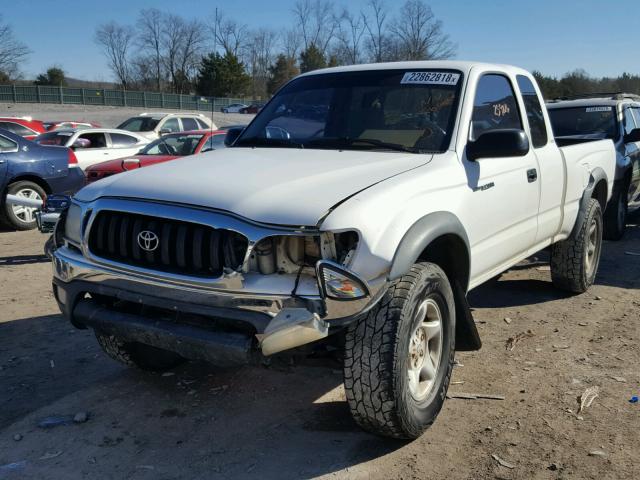 5TEWM72N51Z831706 - 2001 TOYOTA TACOMA XTR WHITE photo 2