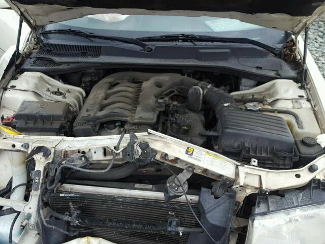 2C3KA53G36H464825 - 2006 CHRYSLER 300 TOURIN CREAM photo 7