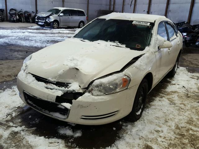 2G1WS553981331947 - 2008 CHEVROLET IMPALA POL WHITE photo 2