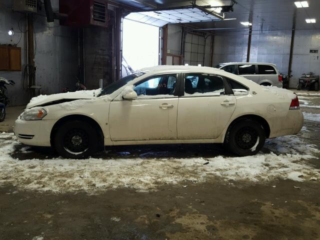 2G1WS553981331947 - 2008 CHEVROLET IMPALA POL WHITE photo 9