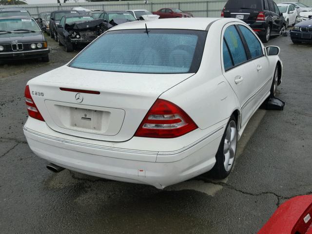 WDBRF52H96F735070 - 2006 MERCEDES-BENZ C GENERATI WHITE photo 4