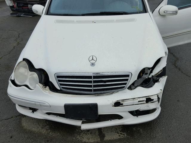 WDBRF52H96F735070 - 2006 MERCEDES-BENZ C GENERATI WHITE photo 7