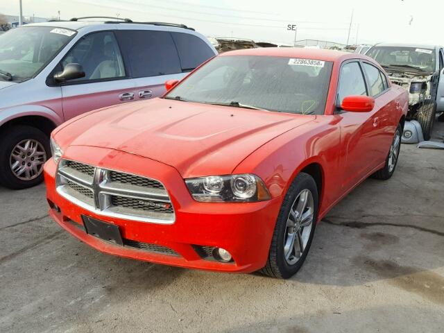 2C3CDXJG2DH730973 - 2013 DODGE CHARGER SX RED photo 2