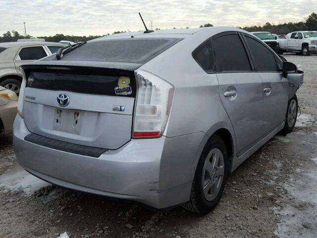 JTDKN3DUXB1371088 - 2011 TOYOTA PRIUS SILVER photo 4