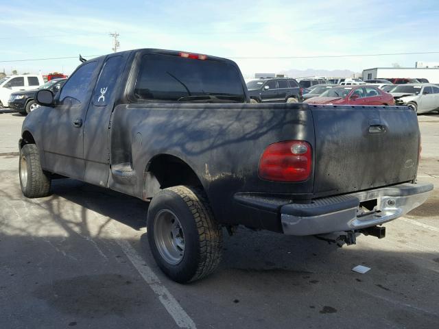 1FTRX08L23KA38839 - 2003 FORD F150 BLACK photo 3