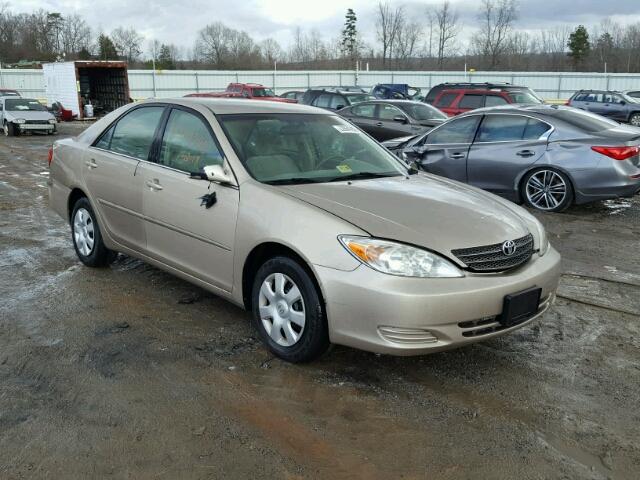 4T1BE32K44U844837 - 2004 TOYOTA CAMRY LE TAN photo 1