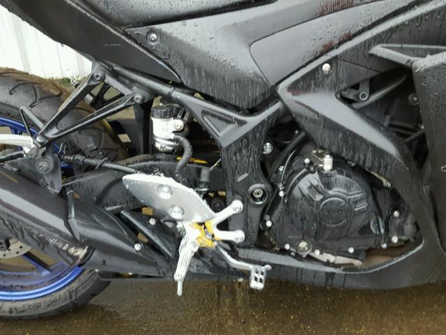 MH3RH06Y5FK006730 - 2015 YAMAHA YZFR3 BLACK photo 7